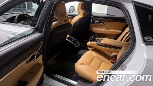 Volvo S90 B6 AWD ULTIMATE Bright 2024 года из Южной Кореи