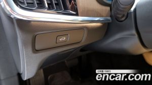 Volvo S90 B6 AWD ULTIMATE Bright 2024 года из Южной Кореи