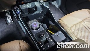 Kia Sorento Бензин 2.5T 2WD 2024 года из Южной Кореи