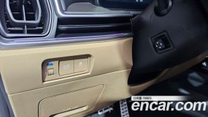 Kia Sorento Бензин 2.5T 2WD 2024 года из Южной Кореи