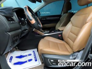 Renault-KoreaSamsung QM6 2.0 LPe RE Signature 2WD 2023 года из Южной Кореи