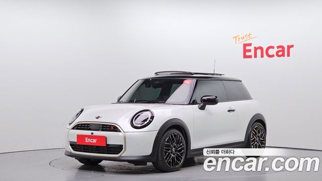 Mini Cooper Favoured 2025 года из Кореи