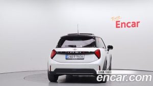 Mini Cooper Favoured 2025 года из Южной Кореи
