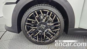 Mini Cooper Favoured 2025 года из Южной Кореи