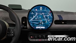 Mini Cooper Favoured 2025 года из Южной Кореи