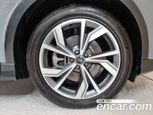 Audi Q4 e-tron 40 Premium Sportback 2023 года из Южной Кореи