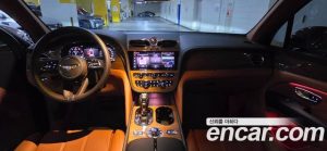 Bentley Bentayga 4.0 V8 Base 2024 года из Южной Кореи