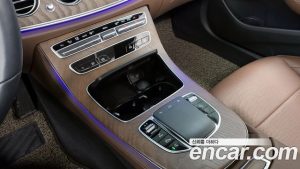Mercedes-Benz E-Class E250 Exclusive 2023 года из Южной Кореи