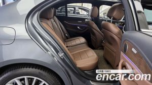 Mercedes-Benz E-Class E250 Exclusive 2023 года из Южной Кореи