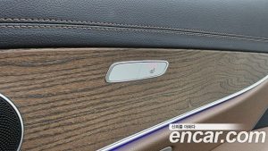 Mercedes-Benz E-Class E250 Exclusive 2023 года из Южной Кореи