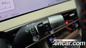 Genesis GV70 2.5T Бензин 2WD 2025 года из Южной Кореи