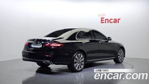 Mercedes-Benz E-Class E350 4MATIC Exclusive 2023 года из Южной Кореи