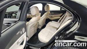 Mercedes-Benz E-Class E350 4MATIC Exclusive 2023 года из Южной Кореи