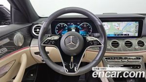 Mercedes-Benz E-Class E350 4MATIC Exclusive 2023 года из Южной Кореи