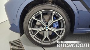 BMW X6 xDrive40i M Sport 2023 года из Южной Кореи