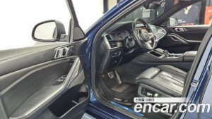BMW X6 xDrive40i M Sport 2023 года из Южной Кореи