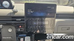 Hyundai Staria 4WD Lounge 9-Seater 2025 года из Южной Кореи