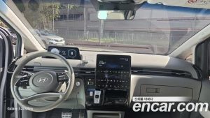 Hyundai Staria 4WD Lounge 9-Seater 2025 года из Южной Кореи