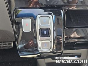 Hyundai Staria 4WD Lounge 9-Seater 2025 года из Южной Кореи