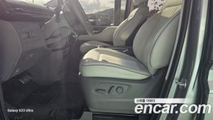 Hyundai Staria 4WD Lounge 9-Seater 2025 года из Южной Кореи