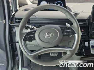 Hyundai Staria 4WD Lounge 9-Seater 2025 года из Южной Кореи