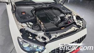 Mercedes-Benz E-Class E300d 4MATIC Coupe 2023 года из Южной Кореи