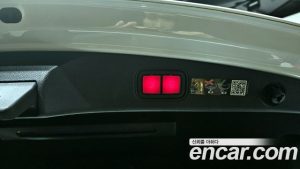 Mercedes-Benz E-Class E300d 4MATIC Coupe 2023 года из Южной Кореи