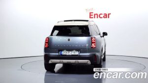 Mini Countryman ALL4 Favoured 2024 года из Южной Кореи