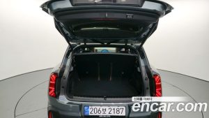Mini Countryman ALL4 Favoured 2024 года из Южной Кореи