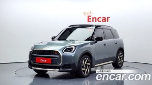 Mini Countryman ALL4 Favoured 2024 года из Южной Кореи