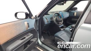 Mini Countryman ALL4 Favoured 2024 года из Южной Кореи