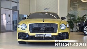 Bentley Flying Spur 4.0 S 2024 года из Южной Кореи
