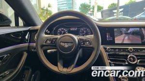 Bentley Flying Spur 4.0 S 2024 года из Южной Кореи