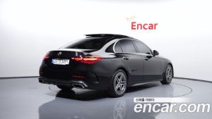 Mercedes-Benz C-Class C200 AMG Line 2024 года из Южной Кореи