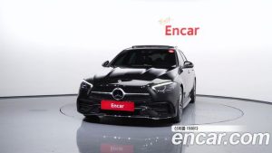 Mercedes-Benz C-Class C200 AMG Line 2024 года из Южной Кореи