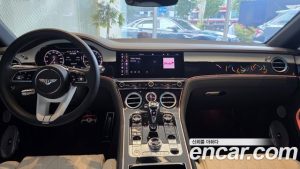 Bentley Continental 4.0 GT Azure 2024 года из Южной Кореи