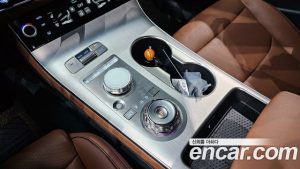 Genesis GV70 2.5T Бензин 2WD 2025 года из Южной Кореи