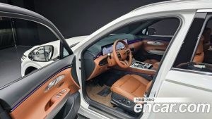 Genesis GV70 2.5T Бензин 2WD 2025 года из Южной Кореи