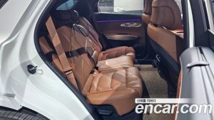 Genesis GV70 2.5T Бензин 2WD 2025 года из Южной Кореи