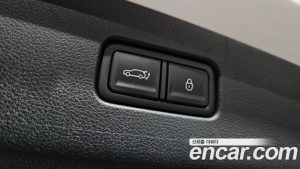 Genesis GV70 2.5T Бензин 2WD 2025 года из Южной Кореи