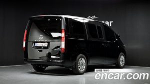 Hyundai Staria L3.5 Wagon 5 2025 года из Южной Кореи