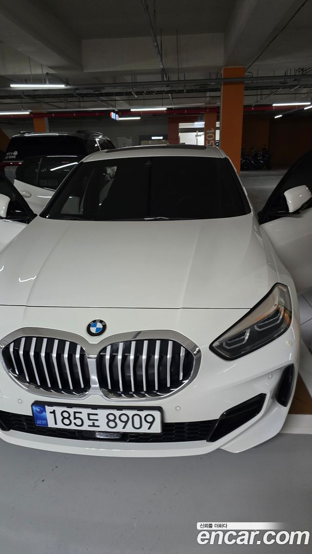 BMW 1-Series 120i M Sport 2023 года из Кореи