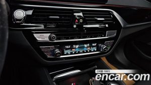BMW 5-Series 530i M Sport 2023 года из Южной Кореи