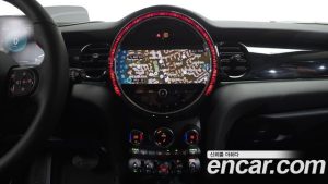 Mini Cooper 5Door CLASSIC 2024 года из Южной Кореи