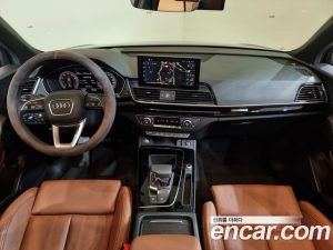 Audi Q5 45 TFSI 4WD Premium 2024 года из Южной Кореи