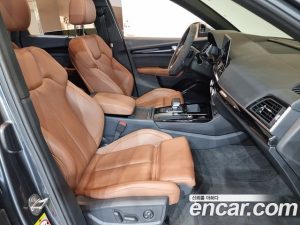 Audi Q5 45 TFSI 4WD Premium 2024 года из Южной Кореи
