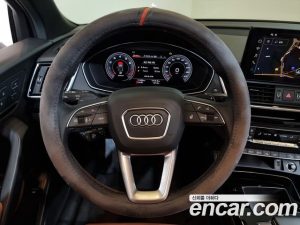 Audi Q5 45 TFSI 4WD Premium 2024 года из Южной Кореи