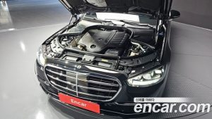 Mercedes-Benz S-Class S450L 4MATIC 2024 года из Южной Кореи
