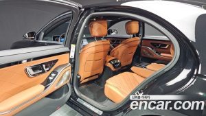 Mercedes-Benz S-Class S450L 4MATIC 2024 года из Южной Кореи