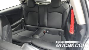 Mini Cooper CLASSIC Plus 2024 года из Южной Кореи